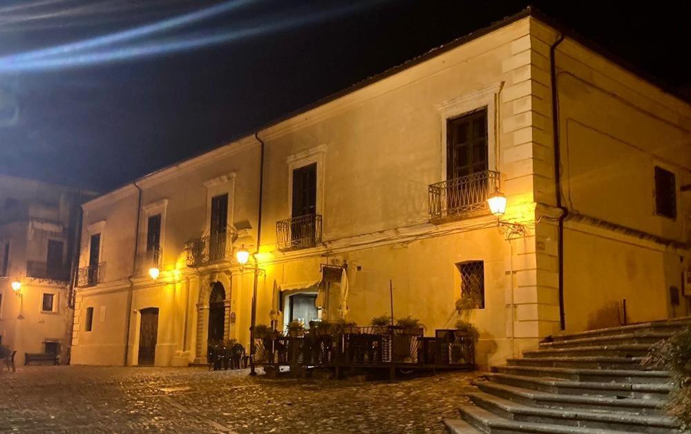 B&B Palazzo Pancaro Altomonte Dış mekan fotoğraf